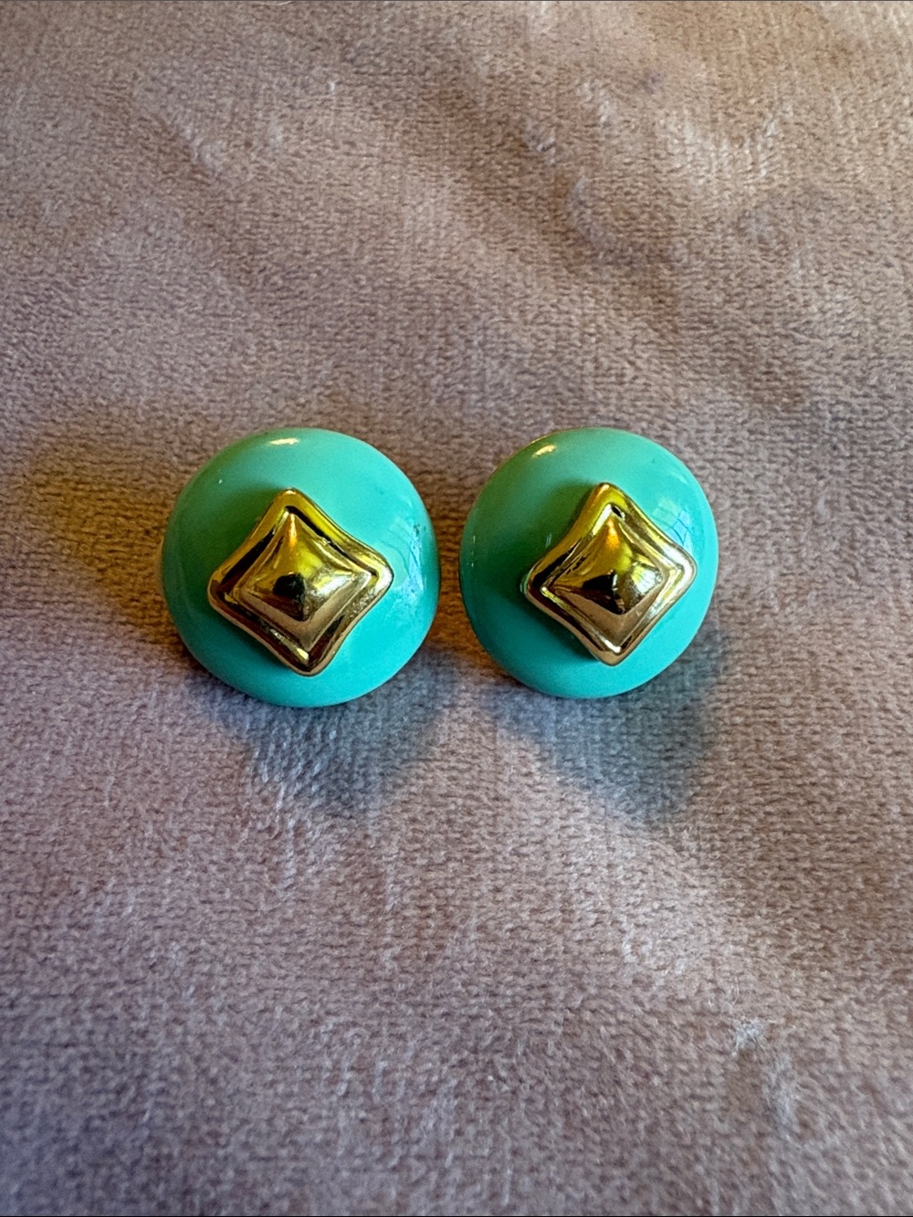 Turquoise Gold Dome Clip Earrings vintage